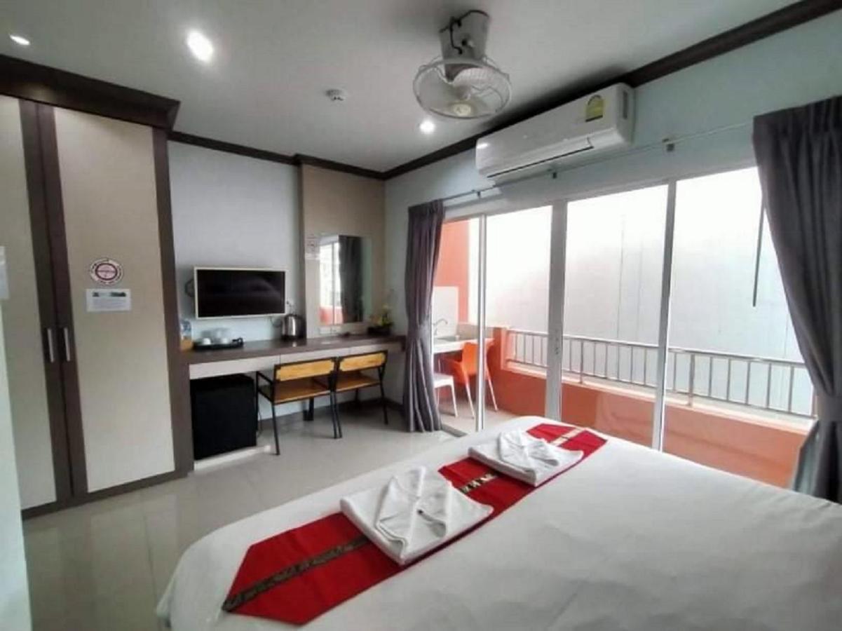 Phusita Hotel - Sha Certified Patong Luaran gambar