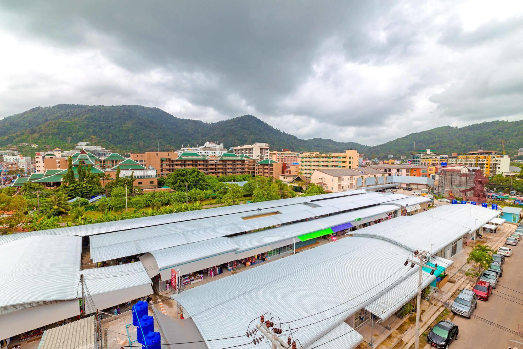 Phusita Hotel - Sha Certified Patong Luaran gambar